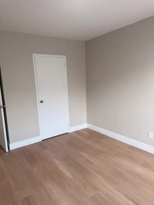 Jarvis One Bedroom in Long Term Rentals in City of Toronto - Image 9
