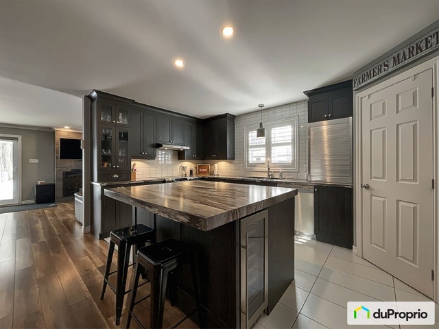 $634,900 - 1 1/2 Storey for sale in Nicolet — photo 2