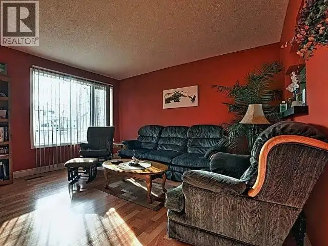 148 & 150 DAWSON DRIVE Faro, Yukon in Commercial & Office Space for Sale in Whitehorse - Image 22