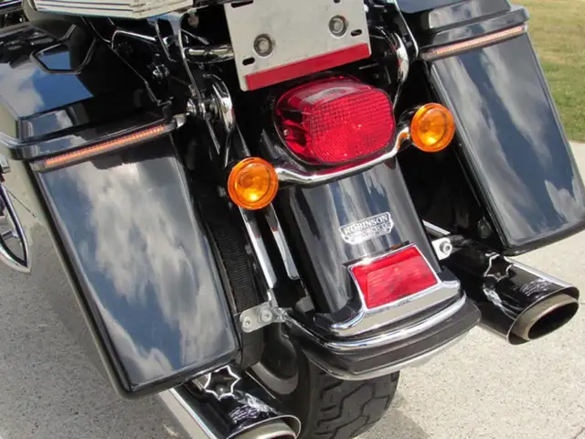 2004 Harley-Davidson FLHT - Electra Glide 61,000 KM New Cam Tens in Sport Touring in Leamington - Image 30