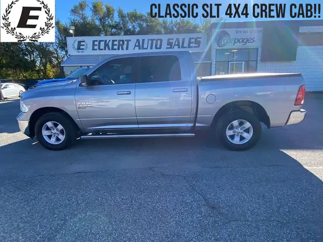 2020 Ram 1500 Classic SLT CREW CAB 4X4!!
