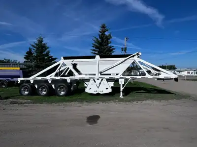CROSSCLAM GRAVEL TRAILER, THE TRUSTED CASTLETON STYLE. FOR SALE OR RENT. CALL DEW-FAB. 780-847-0000
