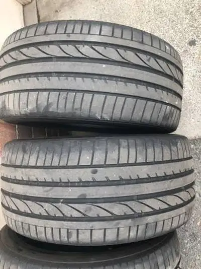THE AD IS UP ,, IF U SEE THIS AD set of 4 x 255/35/19 BRIDGESTONE potenza Run flat tires 80 % 85 tre...