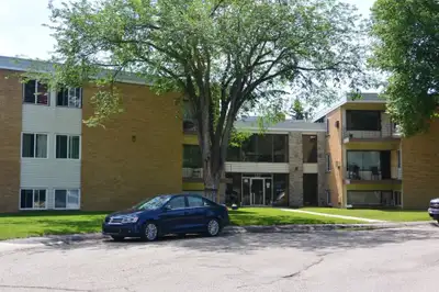 Suite Amenities About Welcome to Casavilla, located at 133 Davidson Crescent in one of Regina's quie...