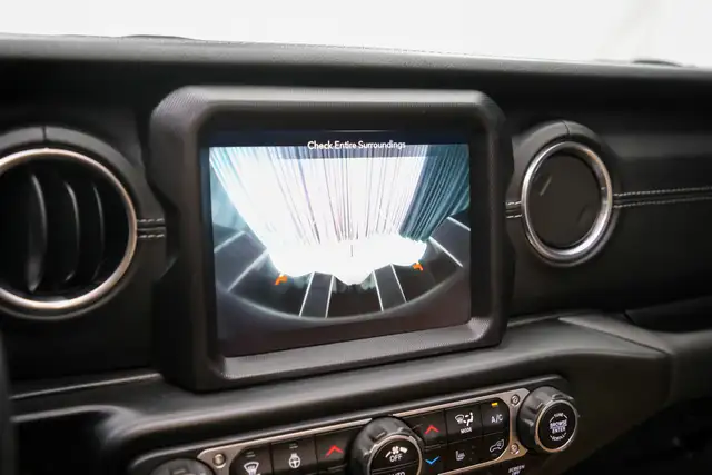 2020 Jeep Wrangler Unlimited SAHARA 4X4 DIESEL|1OWNR|NOACCDNT|PO in Cars & Trucks in City of Toronto - Image 26
