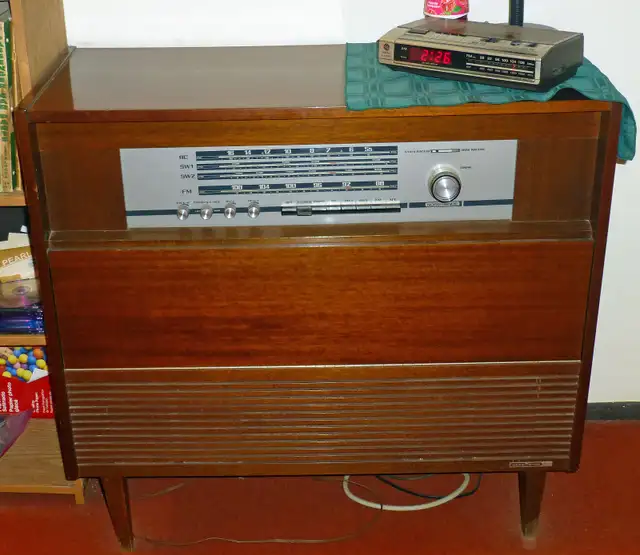 Nordmende Boheme C Stereo A 149.E AM/FM Shortwave Record Changer62863272526721124