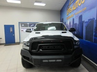 RAM 1500 2022 WARLOCK SLT V8 5.7 LITRES HEMI CREW-CAB BOITE 5.7 PIEDS 4X4 TOUT ÉQUIPÉ / CAMÉRA DE RE... (image 3)