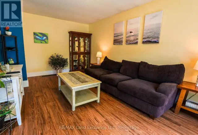 824 ANDREW MALCOLM DRIVE Kincardine, Ontario in Houses for Sale in Owen Sound - Image 18