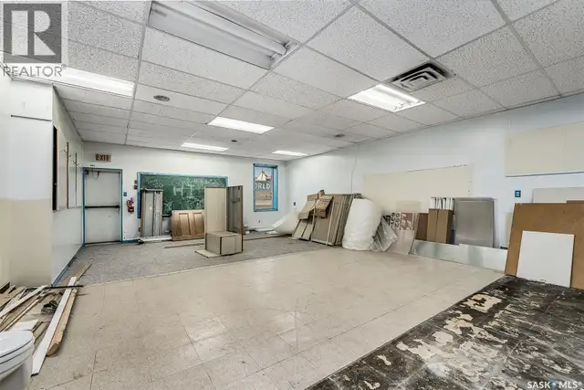 130 Main STREET N Moose Jaw, Saskatchewan in Commercial & Office Space for Sale in Moose Jaw - Image 25