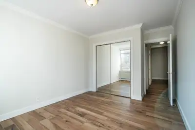 1365OU Apartment for Rent - 2035 Barclay Street