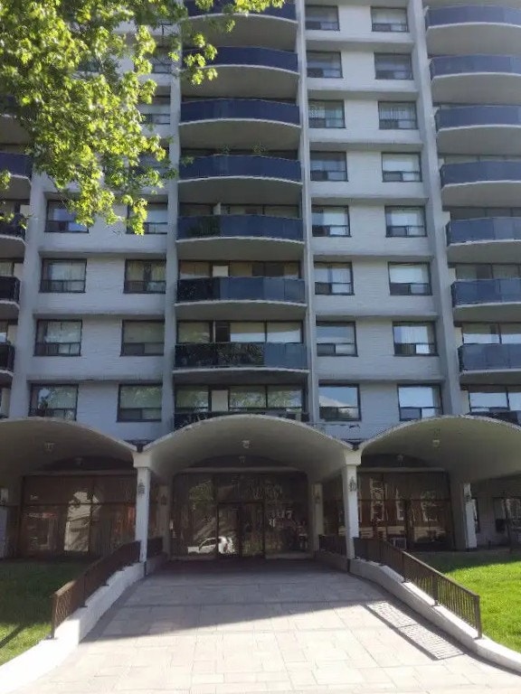 2 Bedroom Apartment - 17 Robinson St (Senior Discount Available) 2
