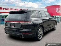 Recognized with an IIHS Top Safety Pick award, the 2022 Lincoln Aviator Grand Touring in elegant Bla... (image 5)
