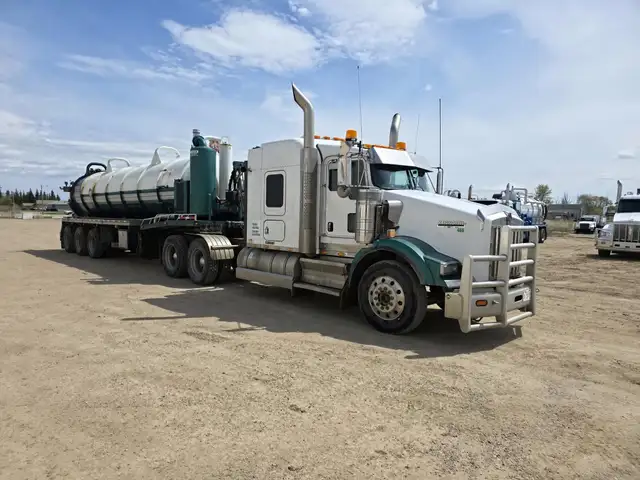 2009 KENWORTH T800 in Heavy Trucks in Saskatoon - Image 8