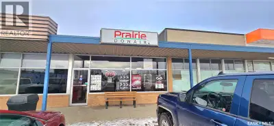 Excellent opportunity to own a well-known Prairie Donair franchise located in the vibrant town of As...
