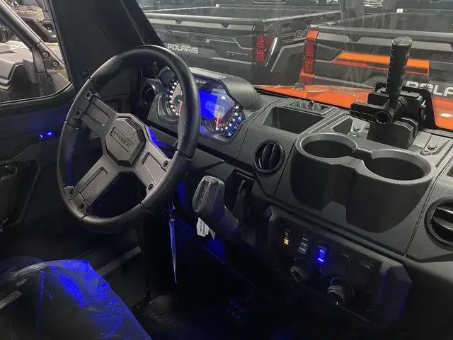 2026 Polaris Ranger XP 1000 NorthStar Premium Orange Rust Premiu in ATVs in City of Halifax - Image 6