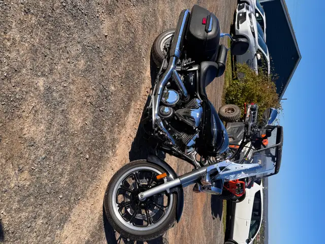 2009 Yamaha Vstar 950 Tour $59 Bi-Weekly OAC in Street, Cruisers & Choppers in Bedford - Image 2