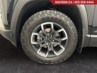 The 2025 Chevrolet Equinox AWD ACTIV combines rugged SUV styling, modern technology, and everyday co... (image 8)