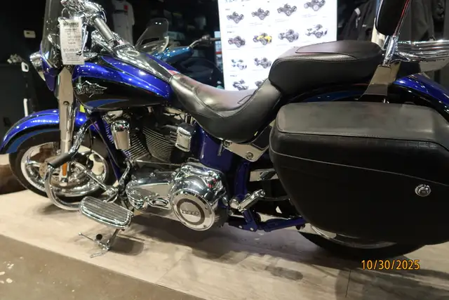 2011 Harley-Davidson® H/D Soft-Tail Screaming Eagle in Street, Cruisers & Choppers in Kawartha Lakes - Image 6