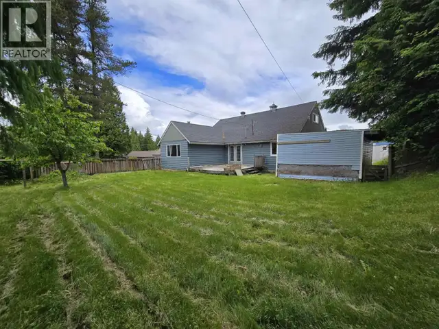 1417 CORMORANT AVENUE Kitimat, British Columbia in Houses for Sale in Kitimat - Image 3