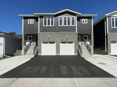 Newer 1 bed lower level unit- 3-303 Sutherland Dr
