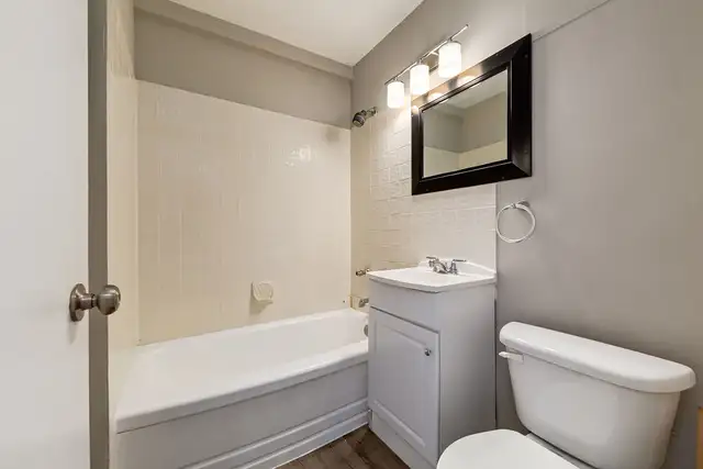 Apartments for Rent Near Downtown Edmonton - Alex Manor - Apartm in Long Term Rentals in Edmonton - Image 7
