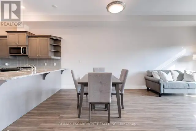 106 - 3290 NEW STREET Burlington (Roseland), Ontario in Houses for Sale in Oakville / Halton Region - Image 14