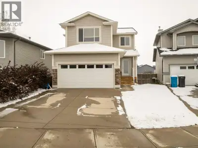 Welcome to 689 Blackfoot Terrace West! Located in the Indian Battle Heights subdivision and across t...