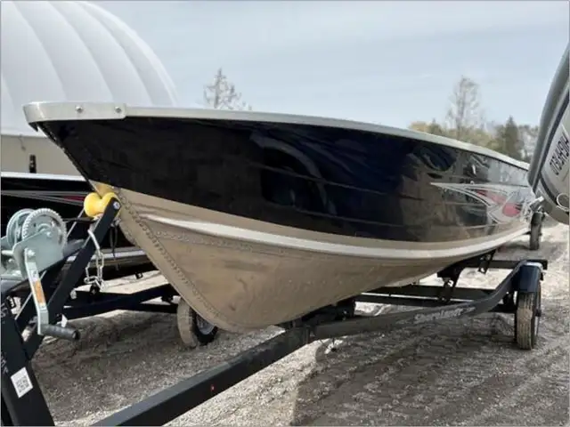 2023 Smoker-Craft Voyager 16 in Powerboats & Motorboats in Grand Bend - Image 10