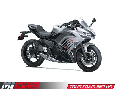 Construite pour incarner la lignée des motos sport Ninja la Ninja 650 est équipée d’un moteur sport...