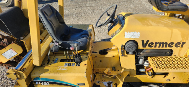 2005 Vermeer RT450 Chain Trencher in Heavy Equipment in Hamilton - Image 4