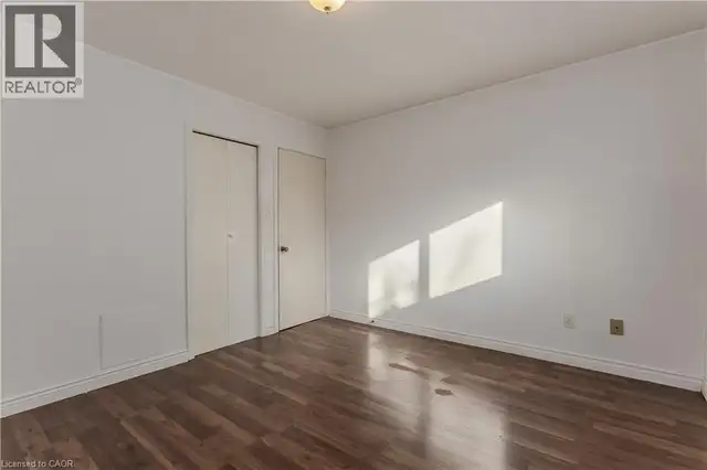 3196 CENTENNIAL Drive Burlington, Ontario in Houses for Sale in Oakville / Halton Region - Image 25