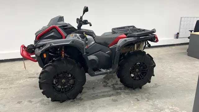 2025 CAN-AM OUTLANDER 1000 XMR-BLACK! in ATVs in Sudbury - Image 5