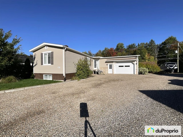 $485,000 - Manufactured home for sale in Beauport — photo 1