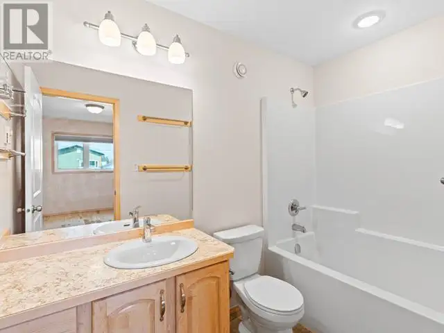 220 WITCH HAZEL DRIVE Whitehorse, Yukon in Houses for Sale in Whitehorse - Image 22