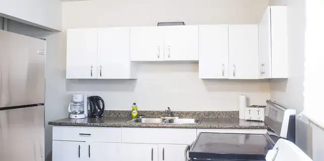 3 Bedroom Corner-930 Neebing Avenue. Thunder Bay, ON in Long Term Rentals in Thunder Bay - Image 8