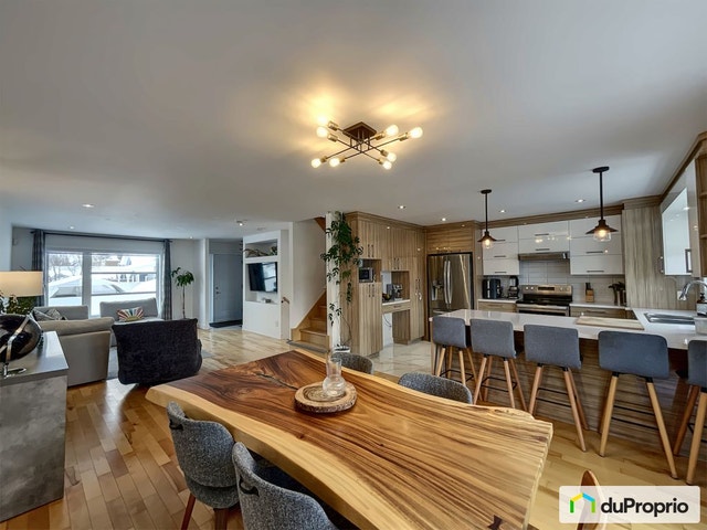 $749,000 - Semi-detached for sale in Longueuil (Vieux-Longueuil) — photo 1