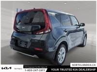 2020 Kia Soul EX Ready for anything, from the streets of Calgary to the highways of Alberta, this Ki... (image 3)