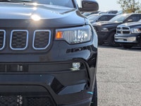 This Jeep Compass has a durable Intercooled Turbo Regular Unleaded I-4 2.0 L/122 engine powering thi... (image 9)