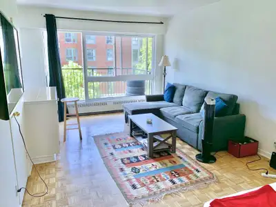 Studio available AUGUST- Plateau - Metro Mont-Royal