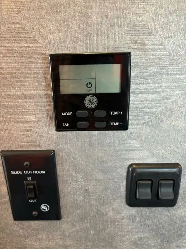 2023 Forester 3251 CD in RVs & Motorhomes in Laval / North Shore - Image 41