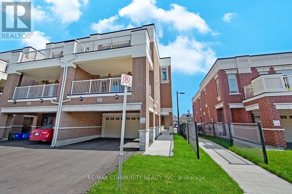 B - 101 LUZON AVENUE Markham (Box Grove), Ontario 2