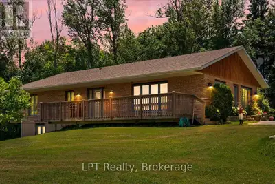 Private 10-Acre Whitby Retreat - Bungalow with Walkout Basement, Workshop Garage & Space for Family,...