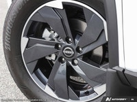 This Nissan Rogue has a durable Intercooled Turbo Regular Unleaded I-3 1.5 L/91 engine powering this... (image 9)