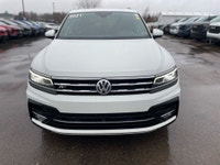 Sunroof, Leather Seats, Navigation, Premium Audio, Power Liftgate! The ride quality and suspension o... (image 1)