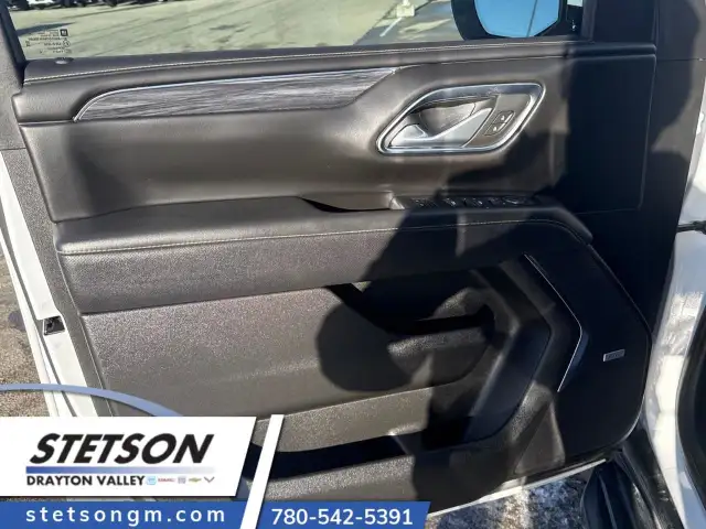 2024 GMC Yukon SLT in Cars & Trucks in St. Albert - Image 10