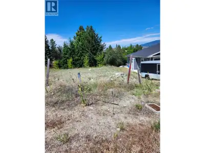 Build your Okanagan dream in The Bluffs at Skaha! This 7,178 sq.ft. RL4-zoned lot offers exceptional...
