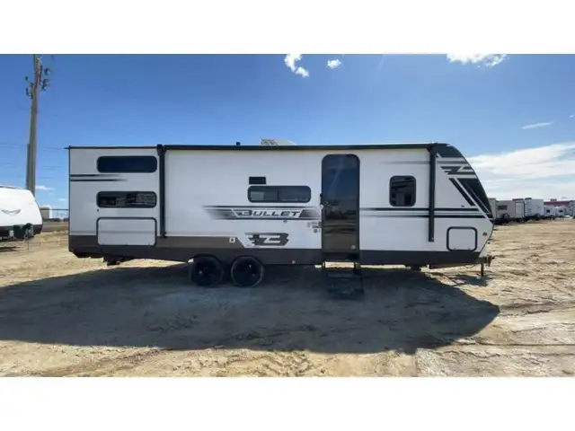 2025 Keystone RV Bullet Classic 2640BHWE in Travel Trailers & Campers in Edmonton - Image 14