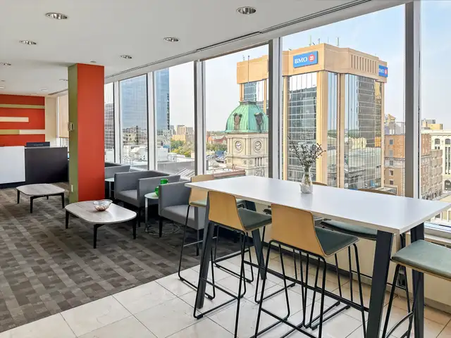 Office space for rent for 4 persons in Royal Bank Building in Commercial & Office Space for Rent in Regina - Image 6