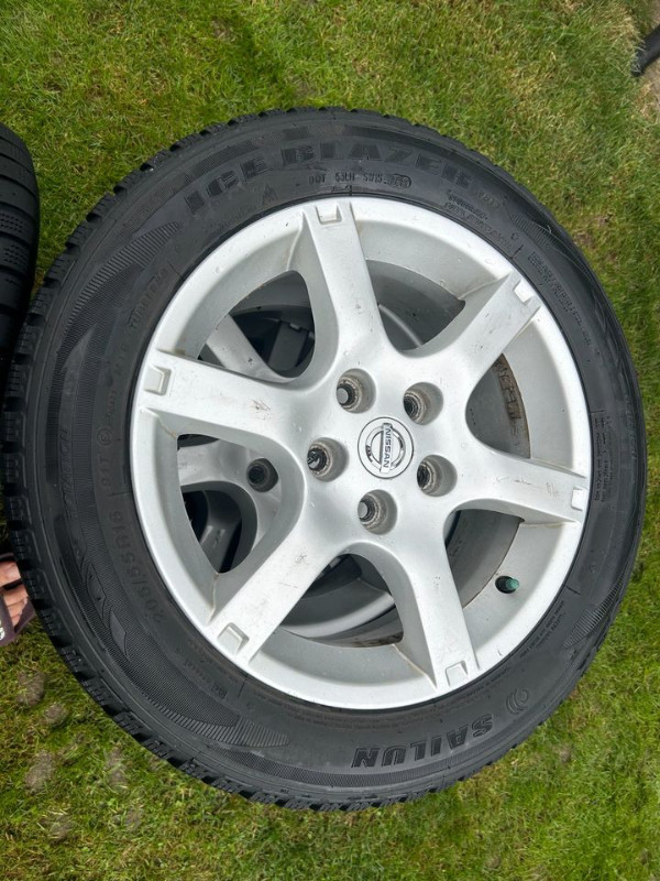 Nissan Sentra Factory Alloy Rims with Winter Tires in Tires & Rims in Hamilton - Image 4