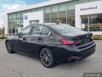 This BMW 3 Series delivers a Intercooled Turbo Premium Unleaded I-4 2.0 L/122 engine powering this A... (image 2)